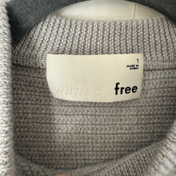 Aritzia | Wilfred Lolan Sweater | Size Xs - Picture 4 of 7